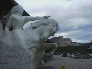 Crazy Horse Mountain, with the 1/34 model