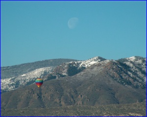 Balloon & Moon