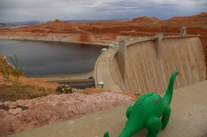 Sinclair at Glen Canyon Dam Sinclair at Glen Canyon Dam