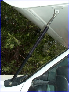 A cabover strut